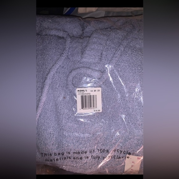 NWT SO comfy soft blue hoodie XL juniors - Picture 3 of 4